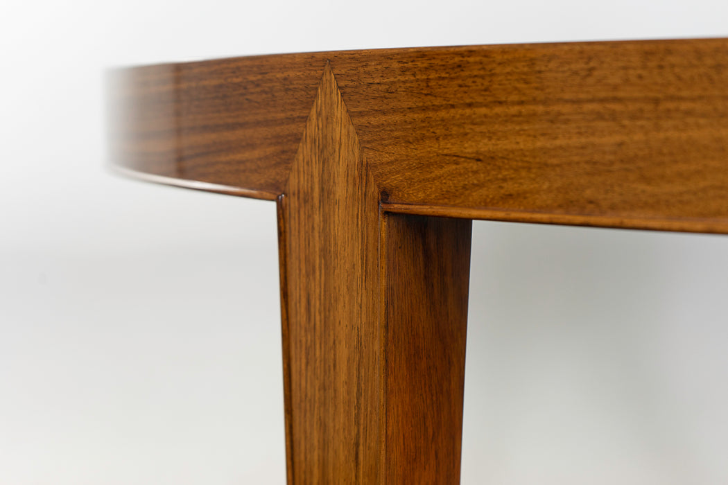 Mid-Century Rosewood Dining Table by Haslev - (322-030)