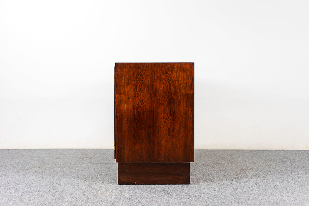 Danish Rosewood Sideboard by Hundevad - (320-067)