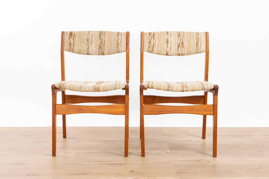 2 Danish Mid Century Teak Dining Chairs - (D1511)