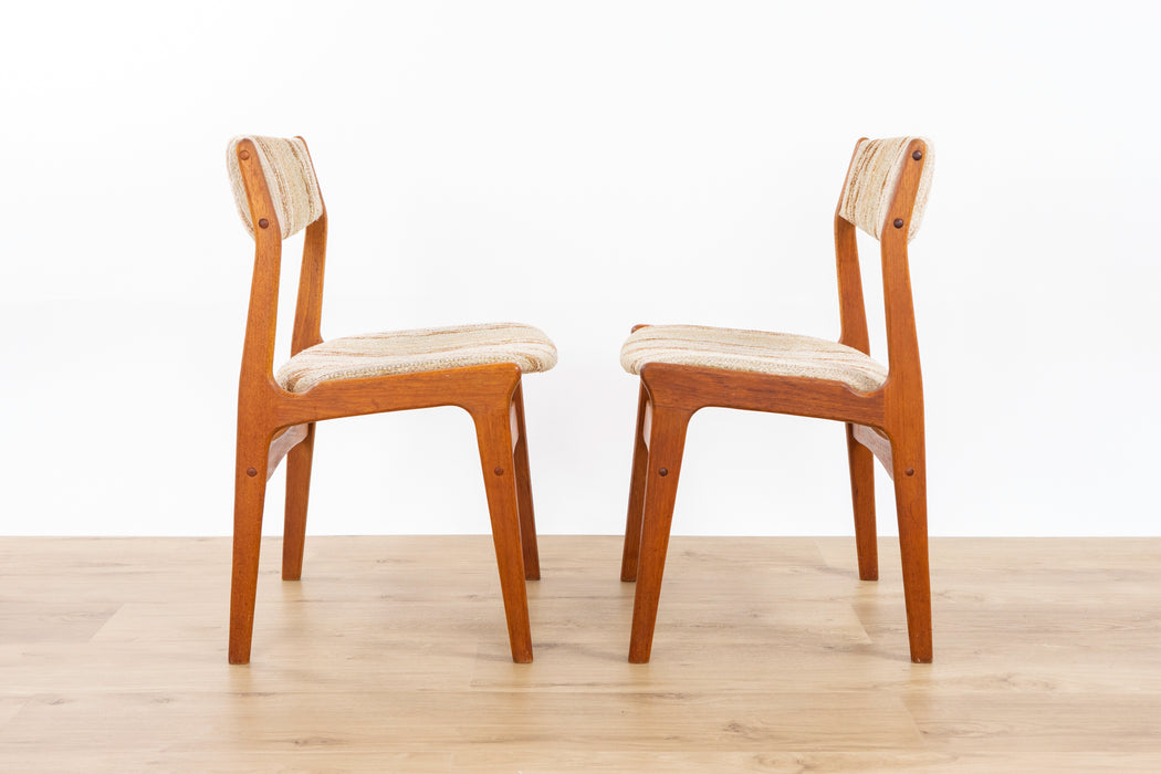 2 Danish Mid Century Teak Dining Chairs - (D1511)