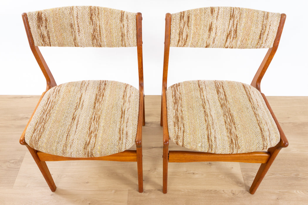 2 Danish Mid Century Teak Dining Chairs - (D1511)