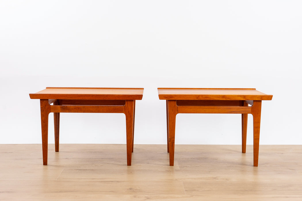 2 Finn Juhl FD-533 Solid Teak Side Tables for France & Daverkosen - (D1526)