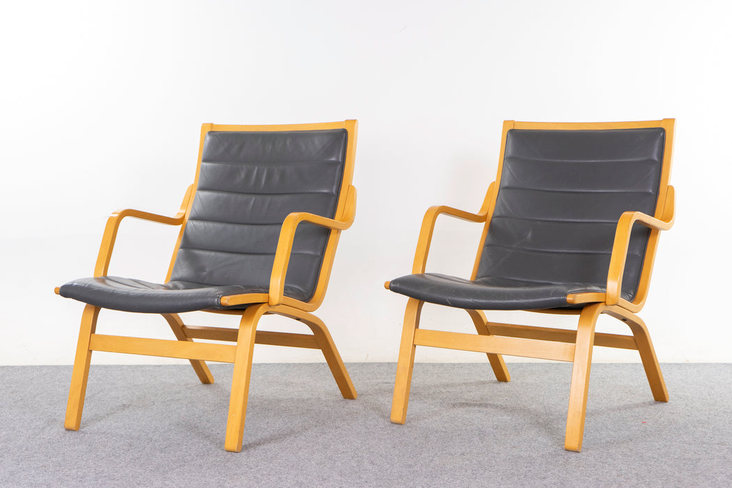 Leather & Beech Lounge Chair Pair - (326-095)