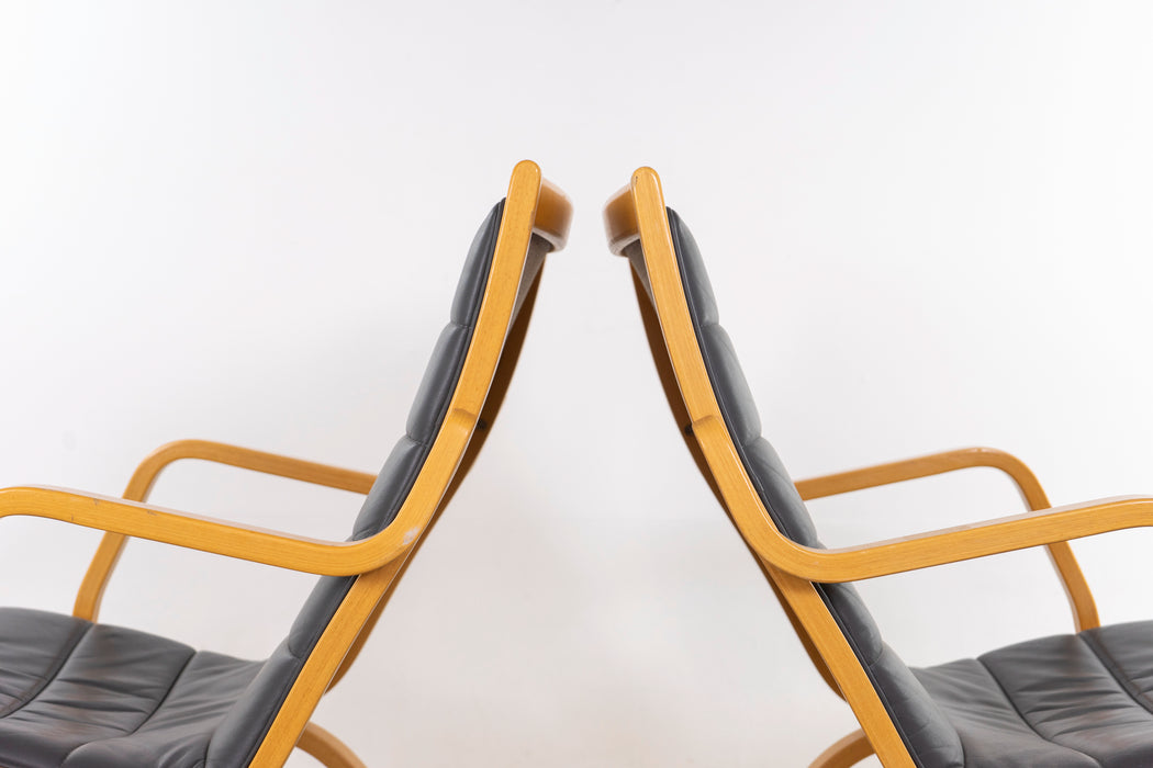 Leather & Beech Lounge Chair Pair - (326-095)