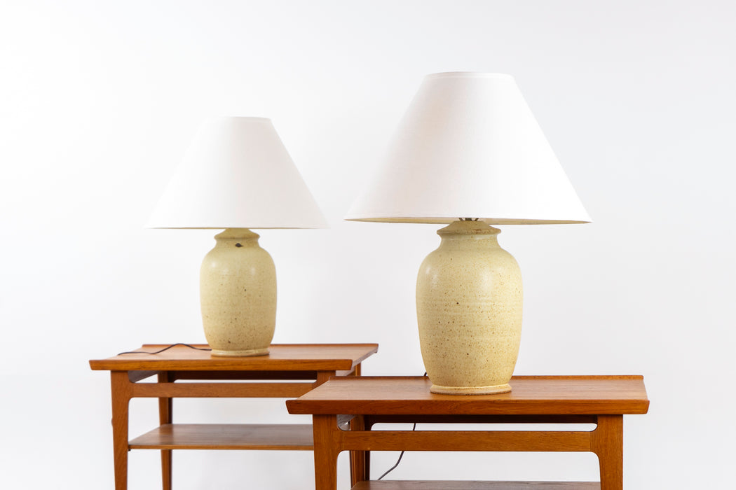 2 Mid-Century Modern Ceramic Table Lamps - (D1523)