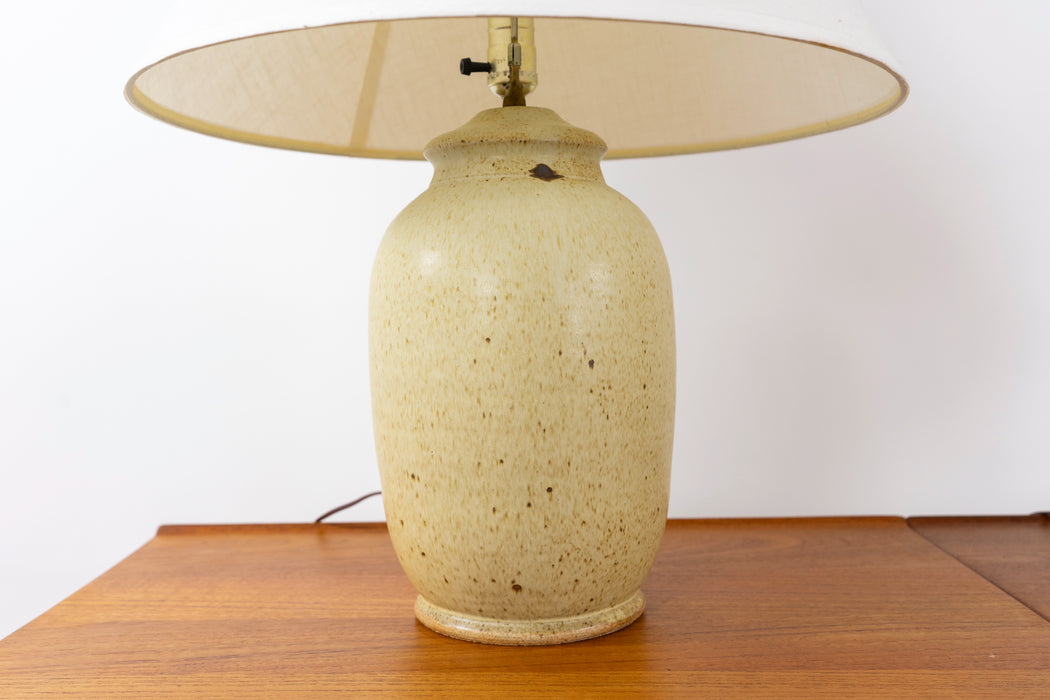 2 Mid-Century Modern Ceramic Table Lamps - (D1523)