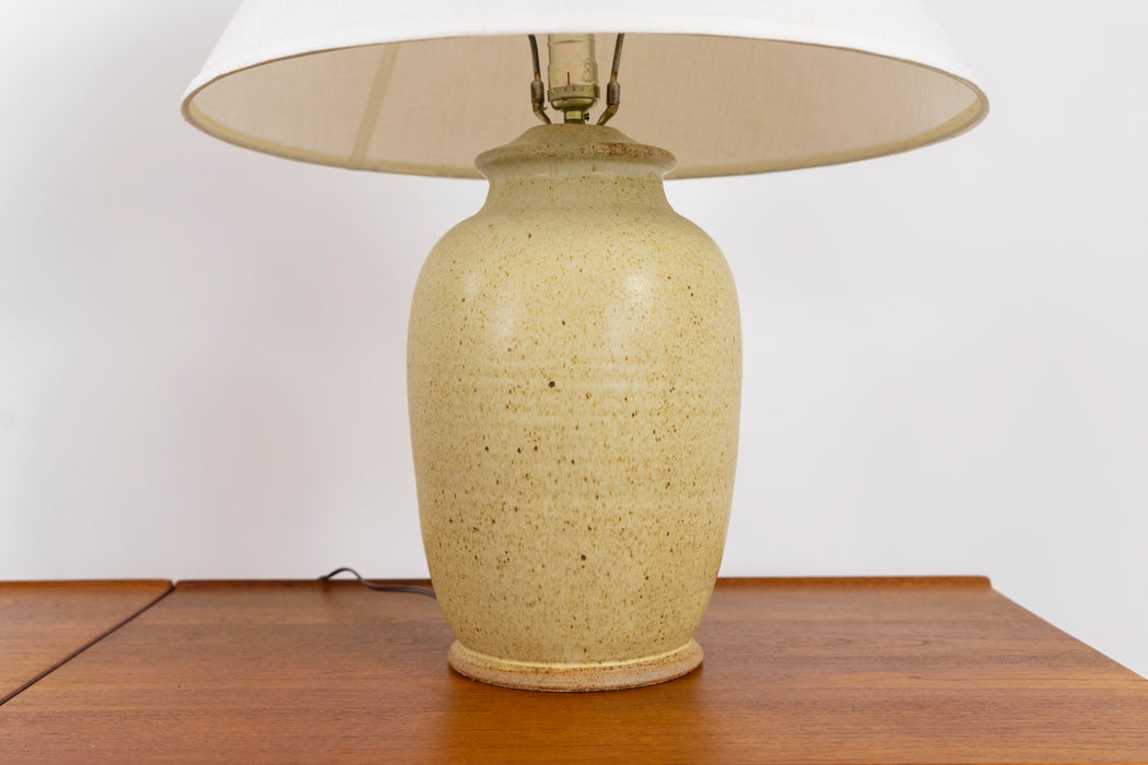 2 Mid-Century Modern Ceramic Table Lamps - (D1523)