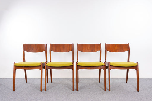 4 Danish Modern Teak Dining Chairs by Soro - (327-095)