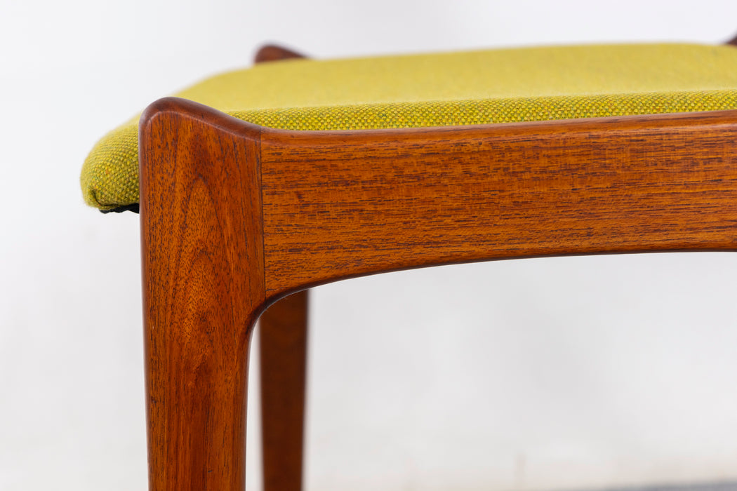 4 Danish Modern Teak Dining Chairs by Soro - (327-095)