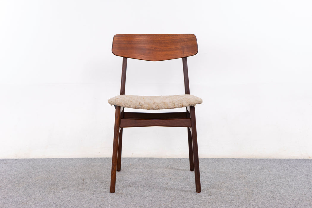4 Danish Modern Teak Dining Chairs - (327-096)