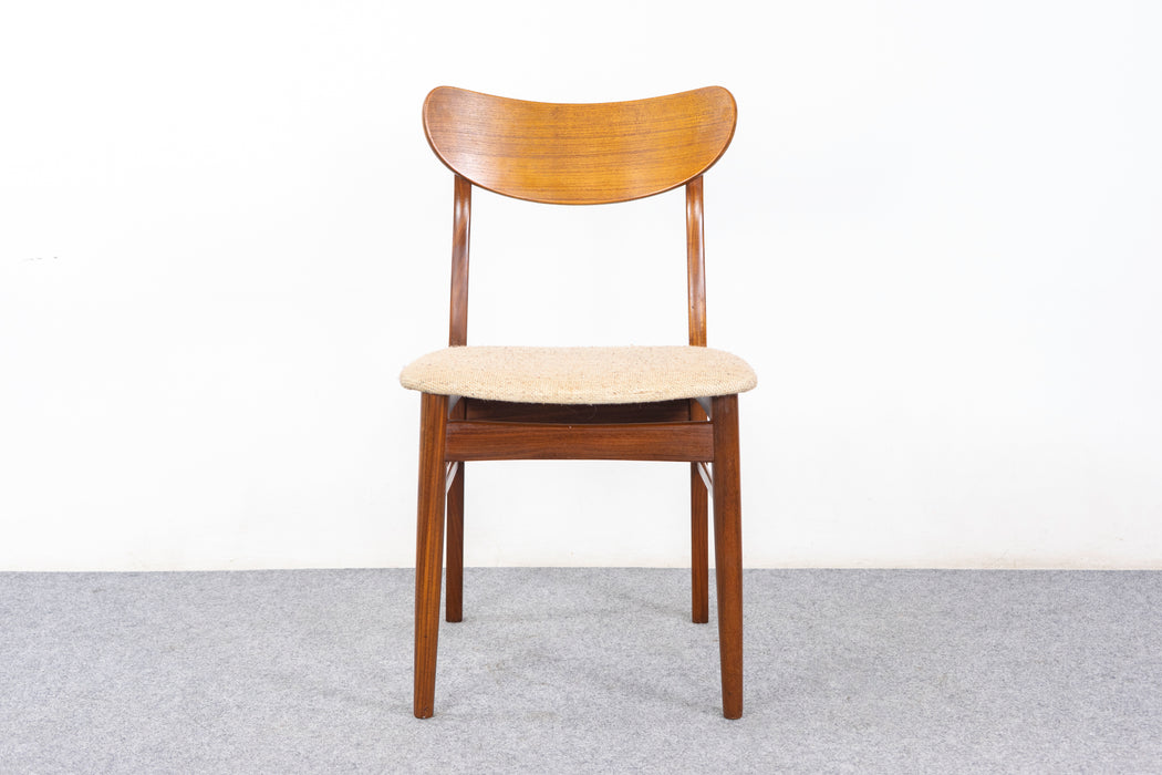4 Danish Modern Teak Dining Chairs - (327-098)