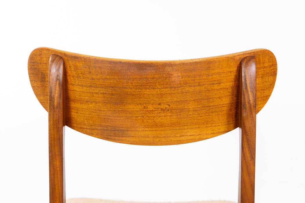 4 Danish Modern Teak Dining Chairs - (327-098)