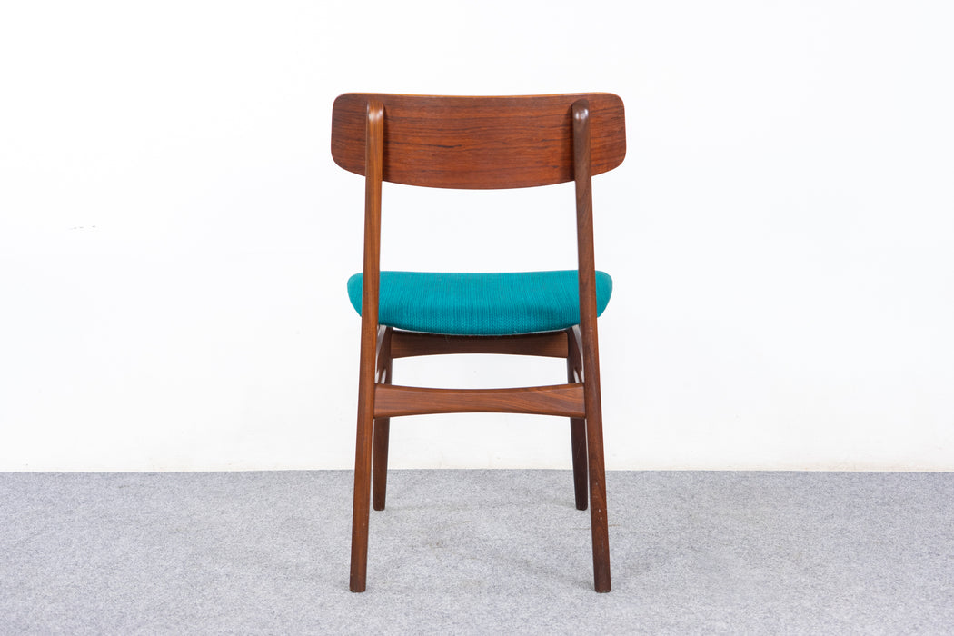 4 Danish Modern Teak Dining Chairs - (327-107)