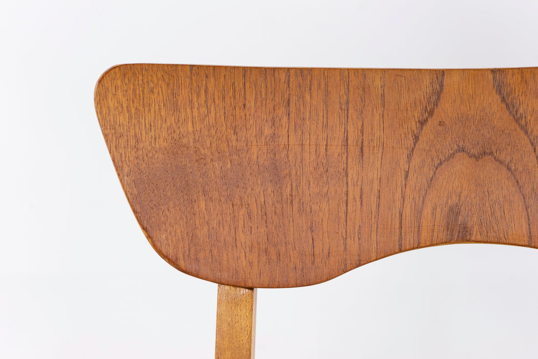 4 Danish Mid Century Teak & Oak Dining Chairs - (327-125)