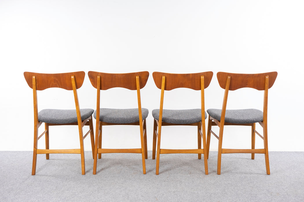 4 Danish Mid Century Teak & Oak Dining Chairs - (327-125)