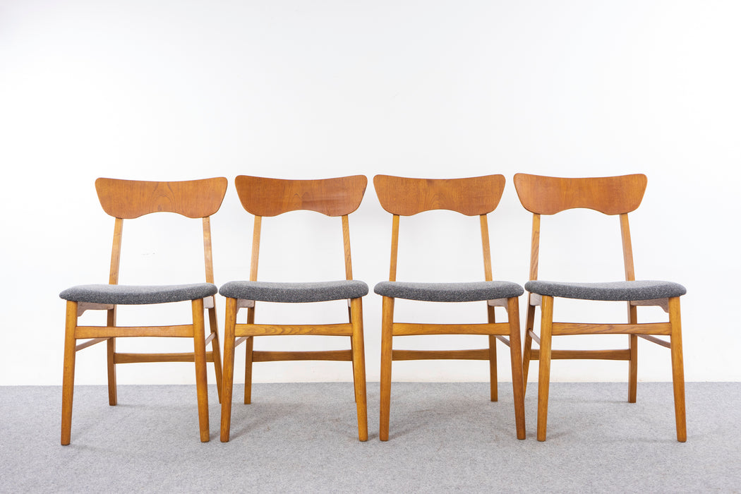 4 Danish Mid Century Teak & Oak Dining Chairs - (327-125)