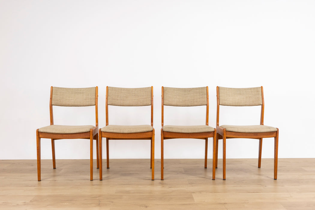 4 Mid-Century Teak Dining Chairs - (D1572)
