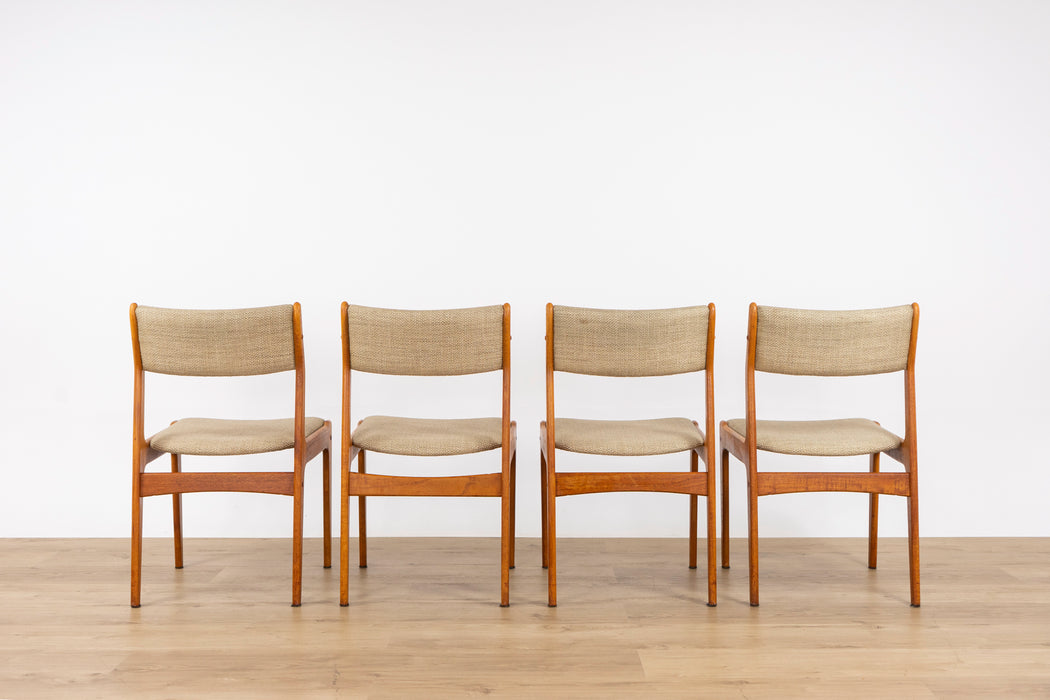 4 Mid-Century Teak Dining Chairs - (D1572)