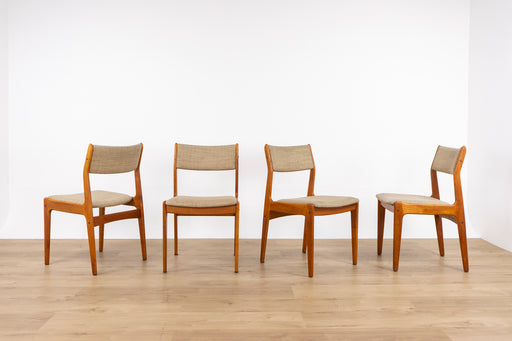 4 Mid-Century Teak Dining Chairs - (D1572)