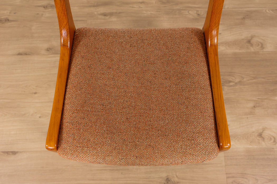 4 Mid-Century Modern Teak Dining Chairs - (D1675)