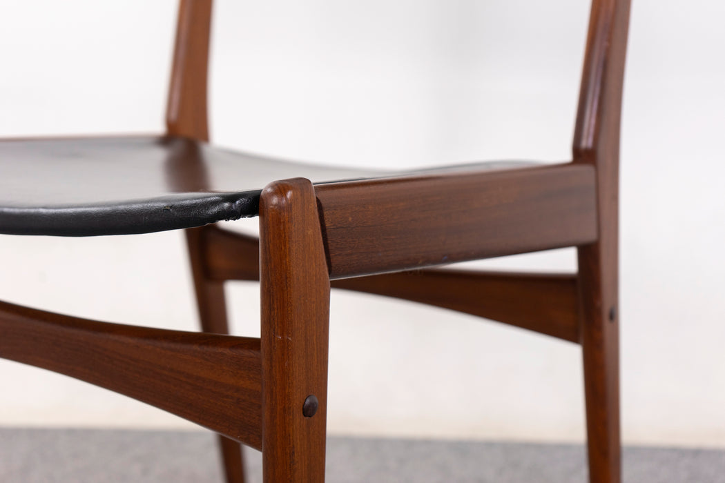 4 Teak Dining Chairs by Frem Røjle - (D1450)