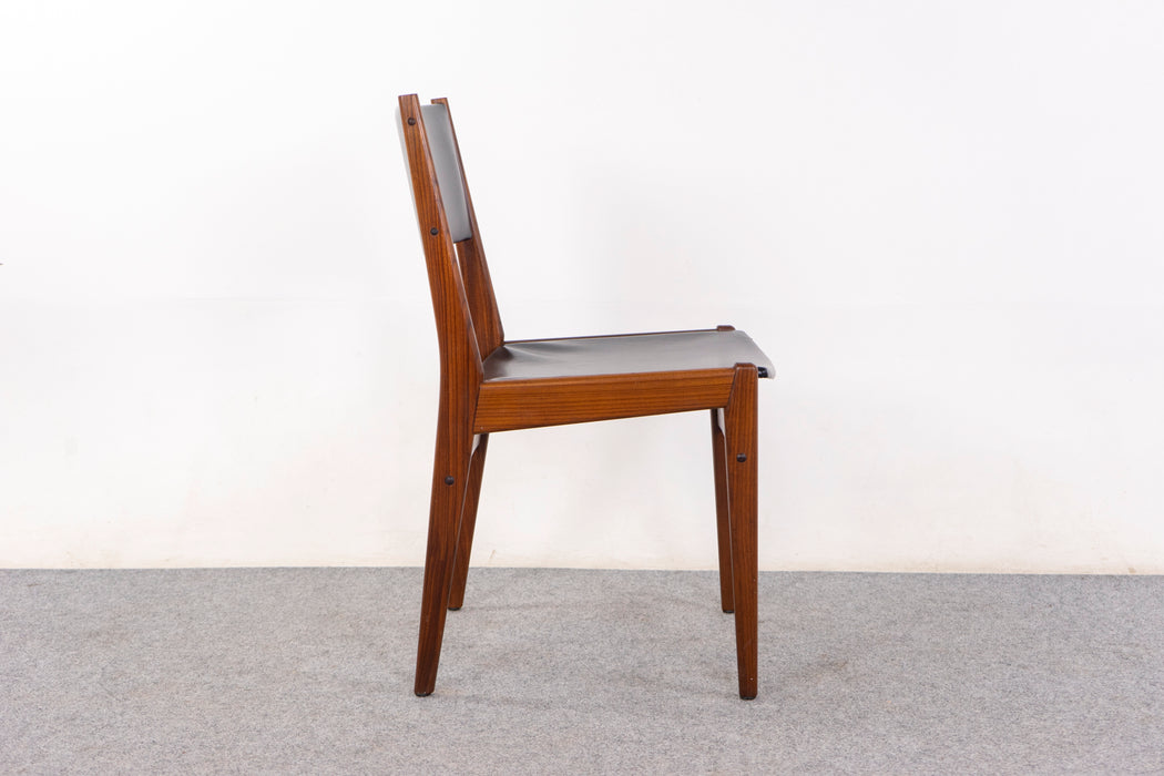 4 Teak Dining Chairs by Frem Røjle - (D1450)