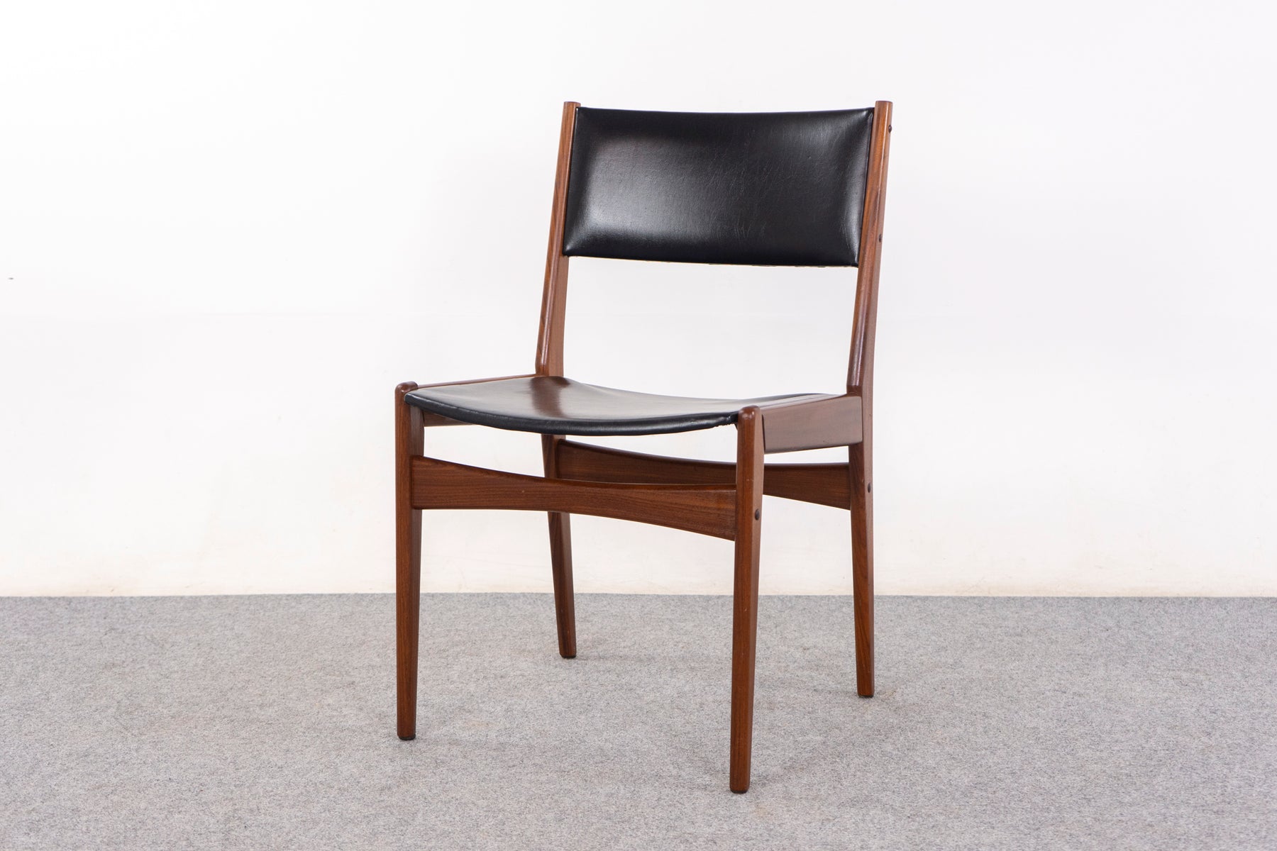 4 Teak Dining Chairs by Frem Røjle - (D1450)