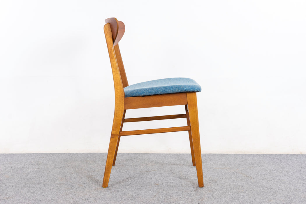 4 Danish Modern Teak & Beech Dining Chairs - (327-126)