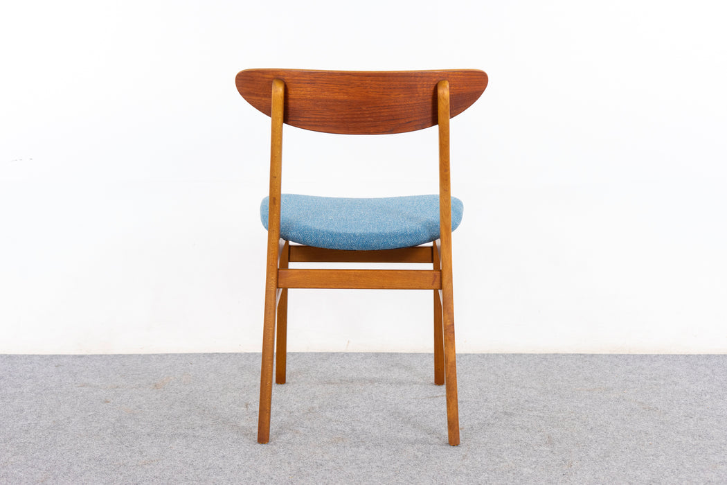 4 Danish Modern Teak & Beech Dining Chairs - (327-126)
