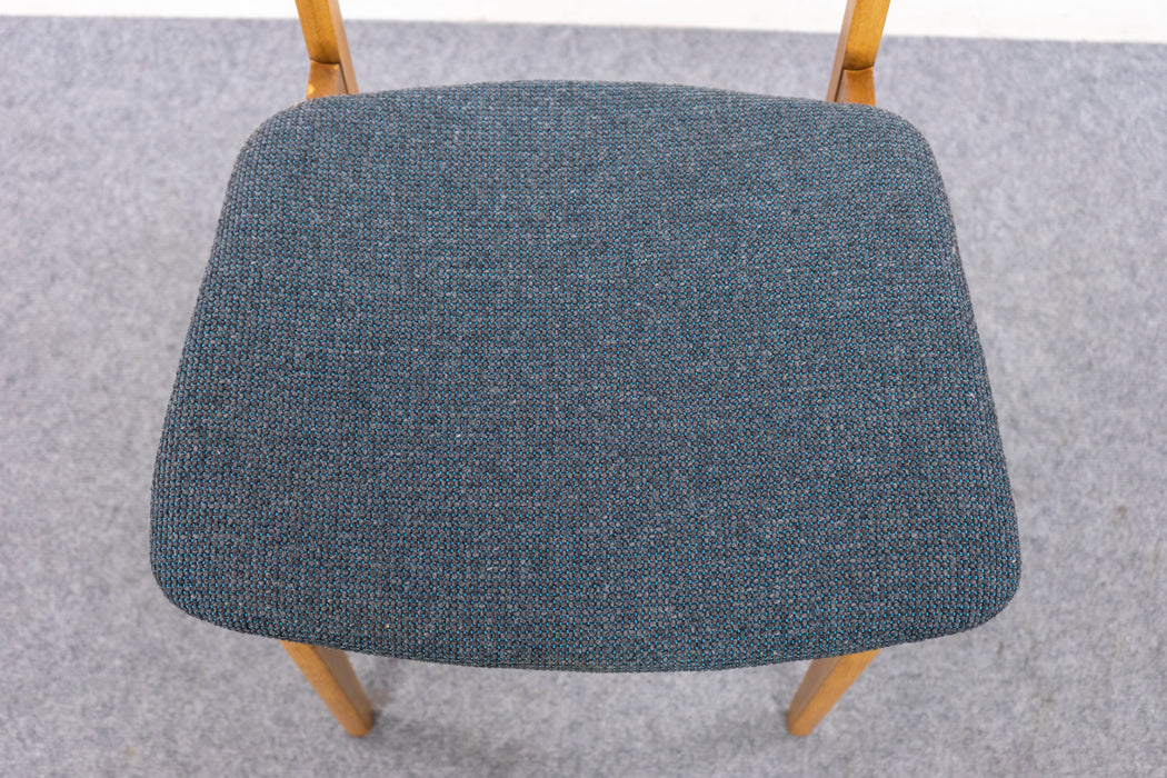 4 Danish Mid-Century Teak & Beech Dining Chairs - (326-123)