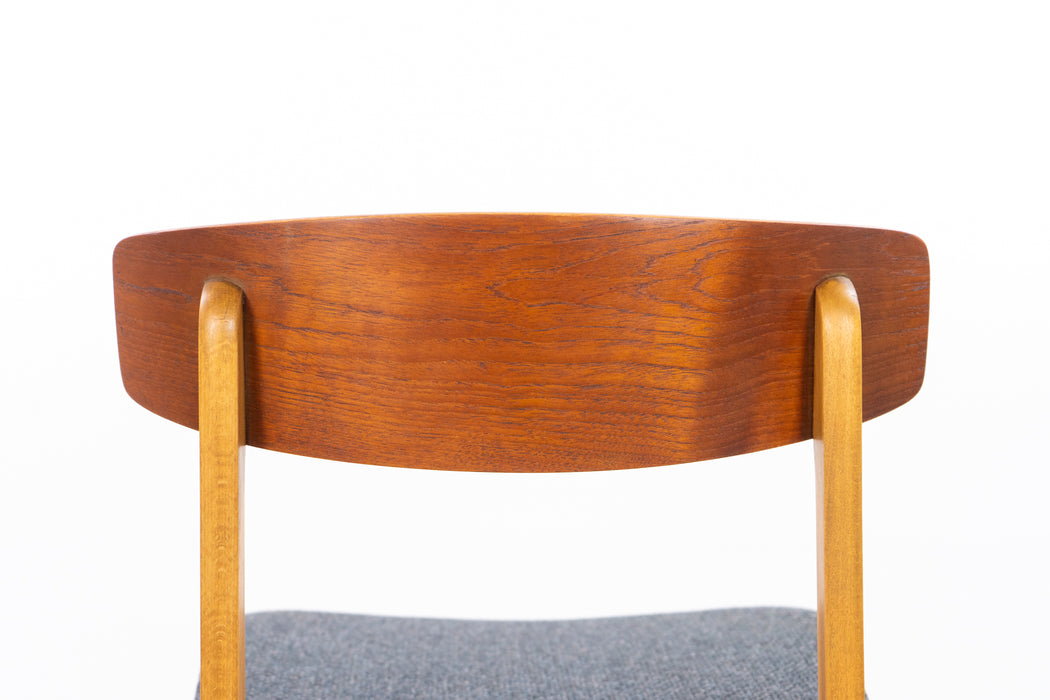 4 Danish Mid-Century Teak & Beech Dining Chairs - (326-123)