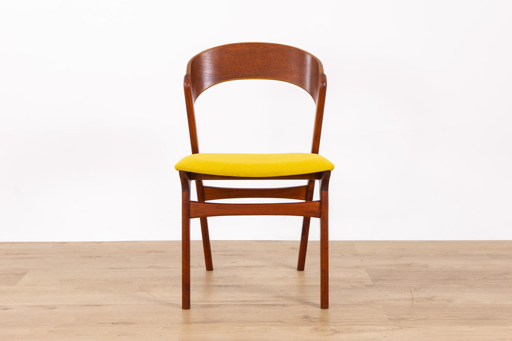 4 Danish Modern Teak Dining Chairs by Randers - (D1618)