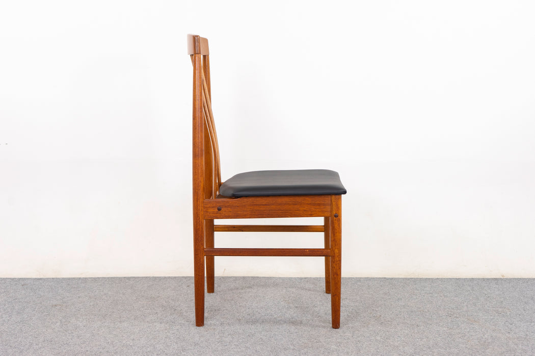 4 Teak Mid-Century Dining Chairs - (D1440)