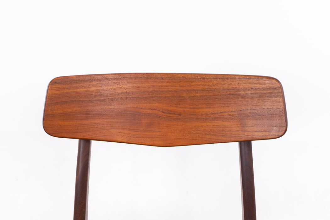 4 Danish Modern Teak Dining Chairs - (327-096)