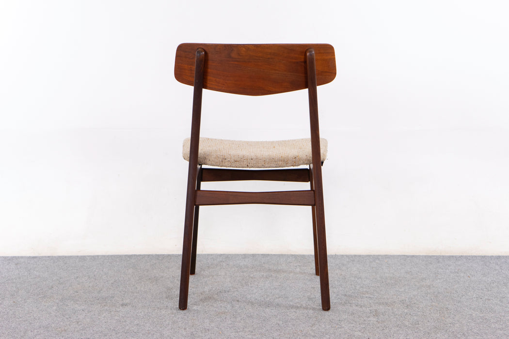 4 Danish Modern Teak Dining Chairs - (327-096)