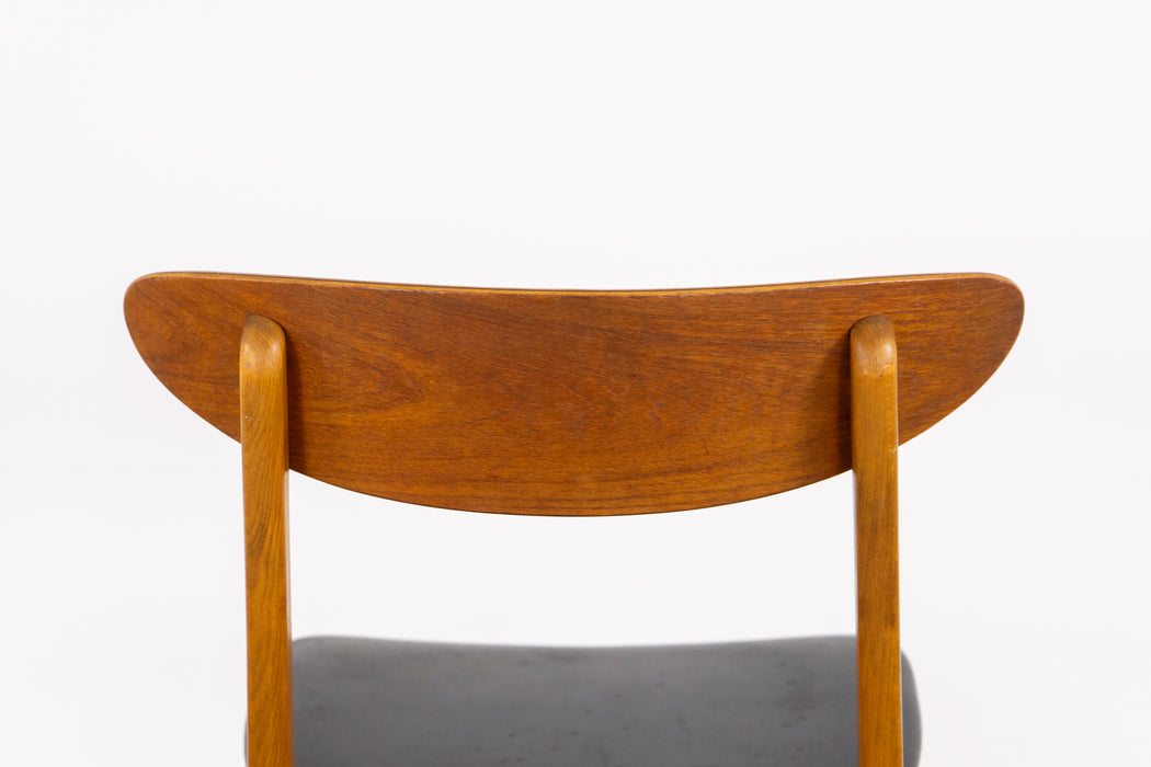 6 Danish Mid-Century Teak & Beech Dining Chairs - (D1499)