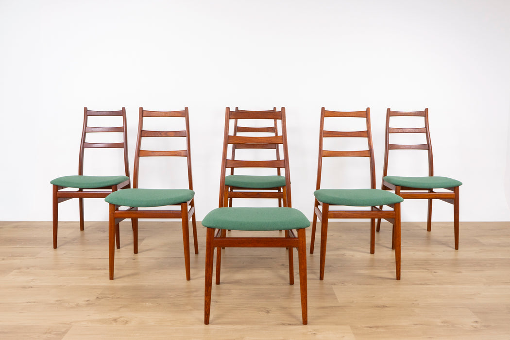 6 Danish Modern Teak Dining Chairs - (D1514)