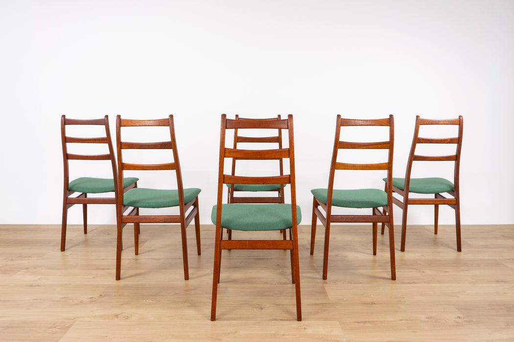 6 Danish Modern Teak Dining Chairs - (D1514)