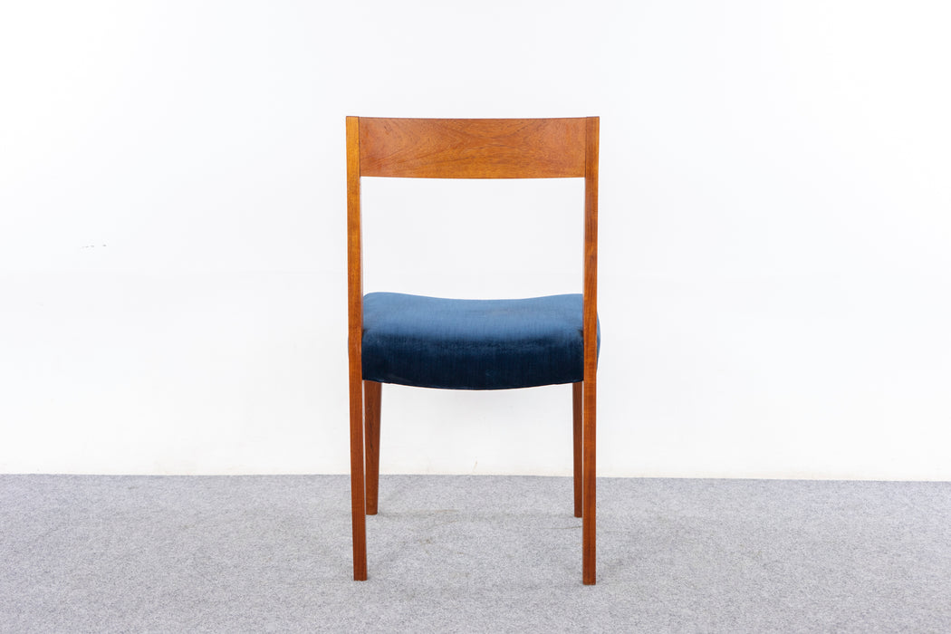 6 Danish Mid-Century Teak Dining Chairs - (D1480)