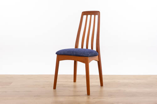 6 Mid-Century Modern Teak Dining Chairs - (D1602)