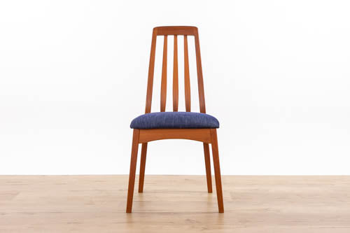 6 Mid-Century Modern Teak Dining Chairs - (D1602)