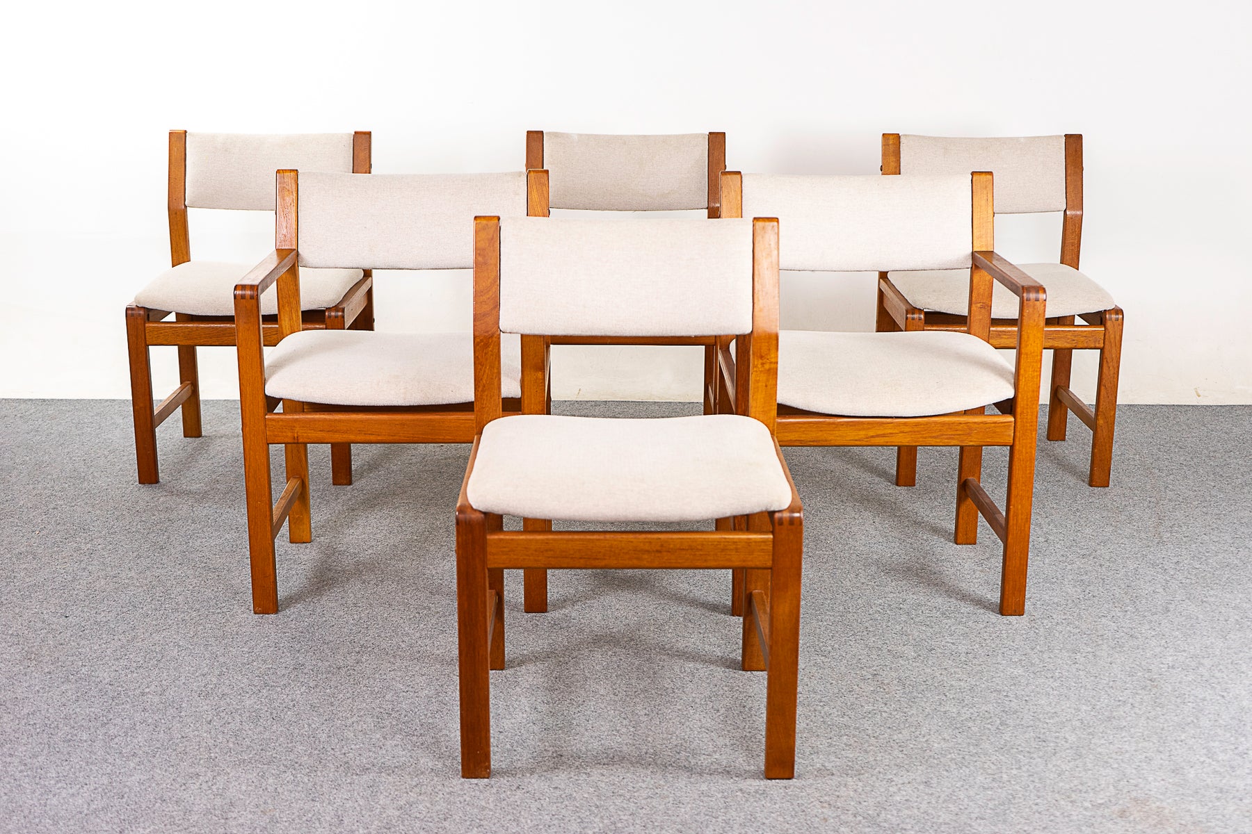 6 Teak Dining Chairs - (D1080)