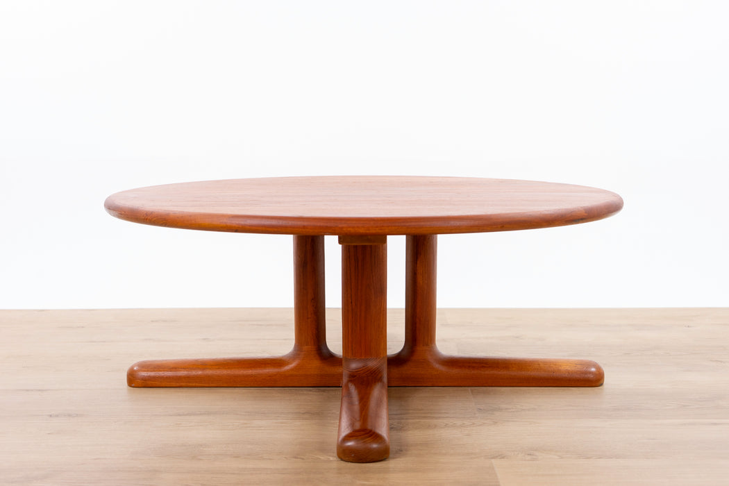 Danish Mid-Century Solid Teak Round Coffee Table by Drylund - (D1537)