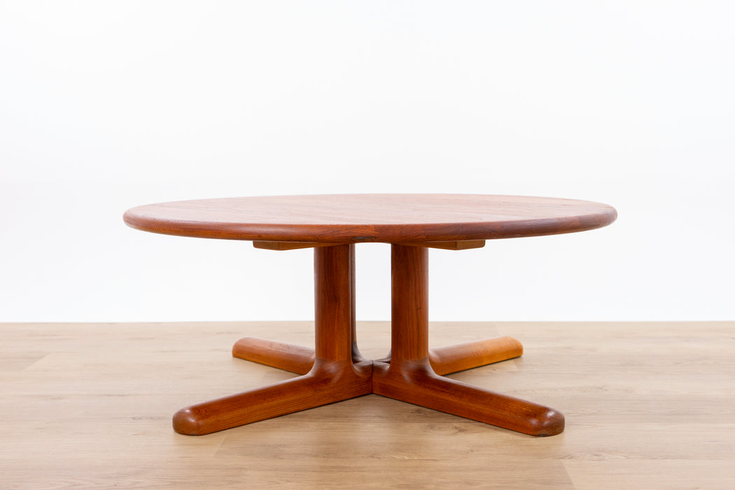 Danish Mid-Century Solid Teak Round Coffee Table by Drylund - (D1537)