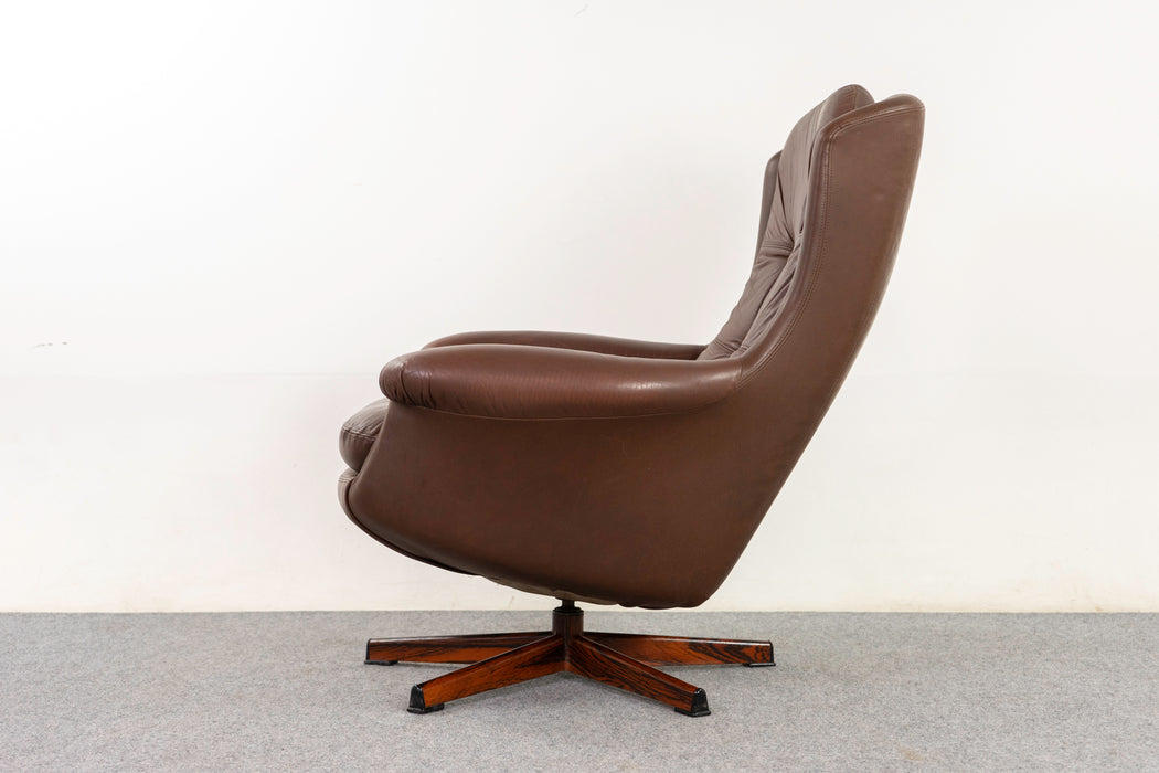 Leather Mid-Century Modern Swivel Chair - (325-010)