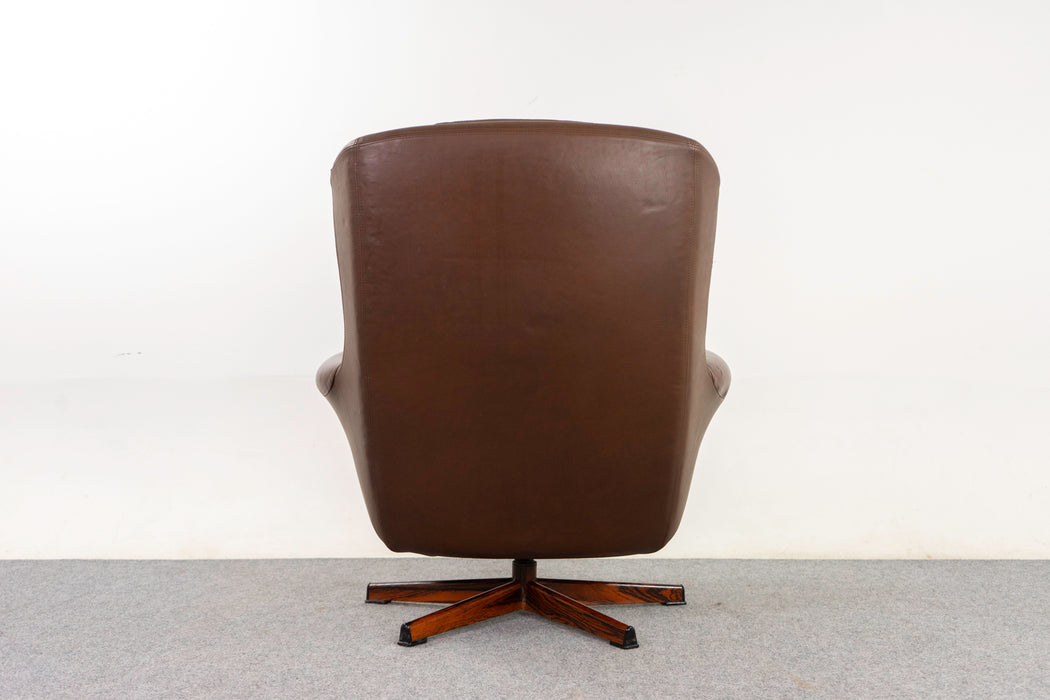 Leather Mid-Century Modern Swivel Chair - (325-010)