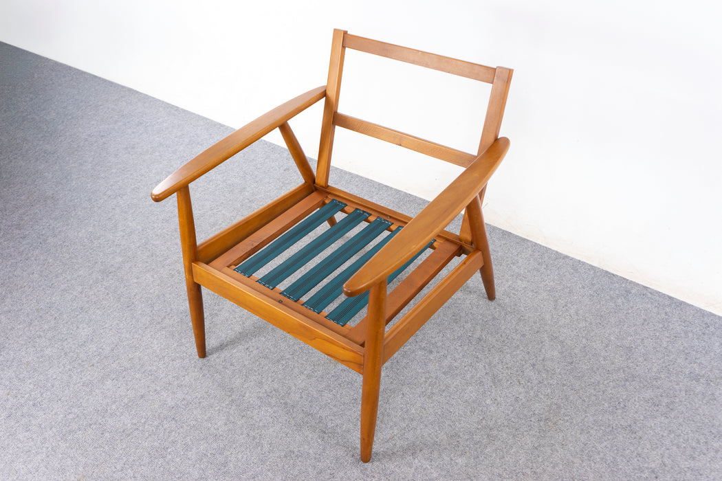 Danish Modern Beech Lounge Chair - (327-079)