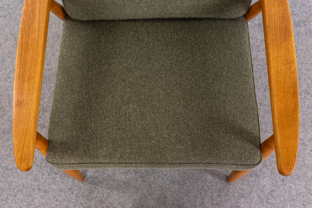 Beech Danish Lounge Chair - (326-055)