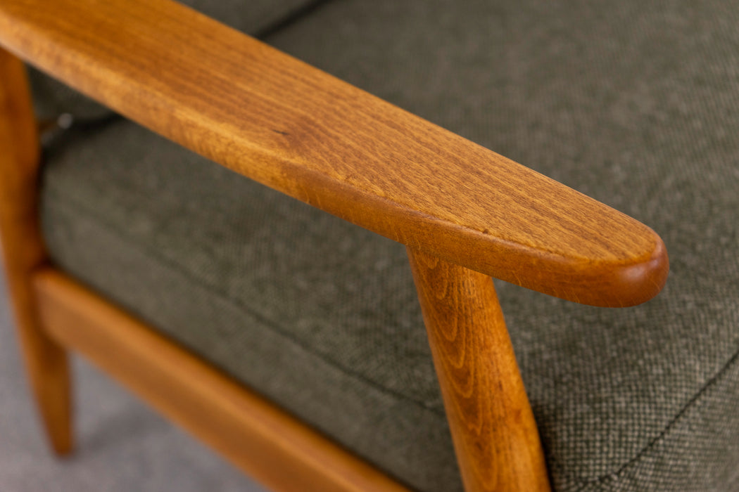 Beech Danish Lounge Chair - (326-055)