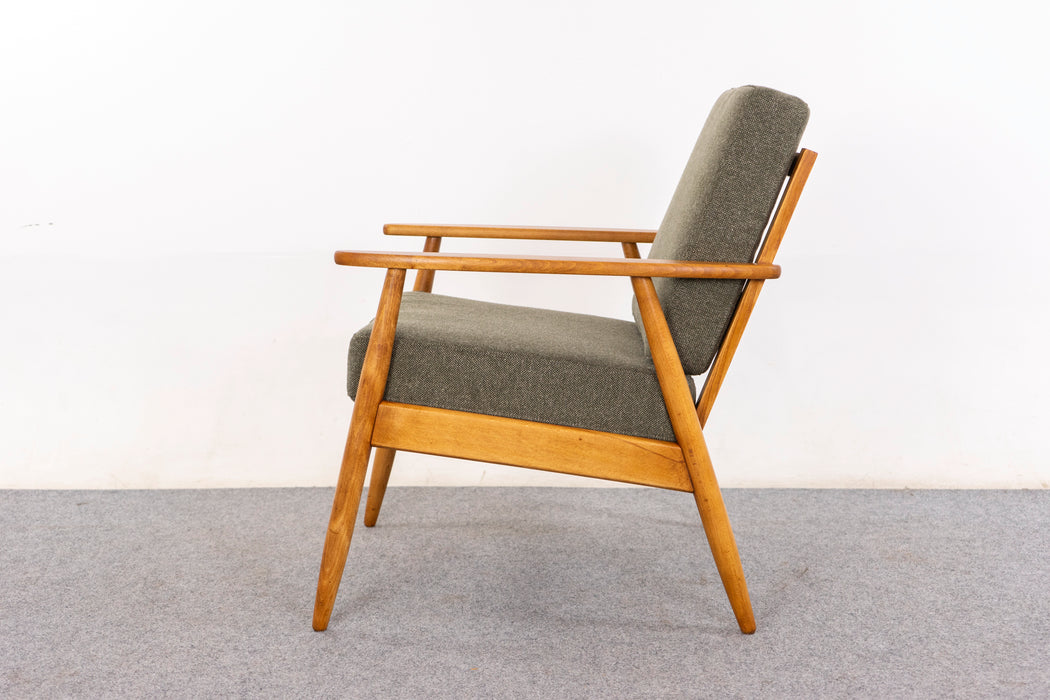 Beech Danish Lounge Chair - (326-055)